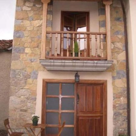 فيلا Casa Rural La Casina Sariego المظهر الخارجي الصورة