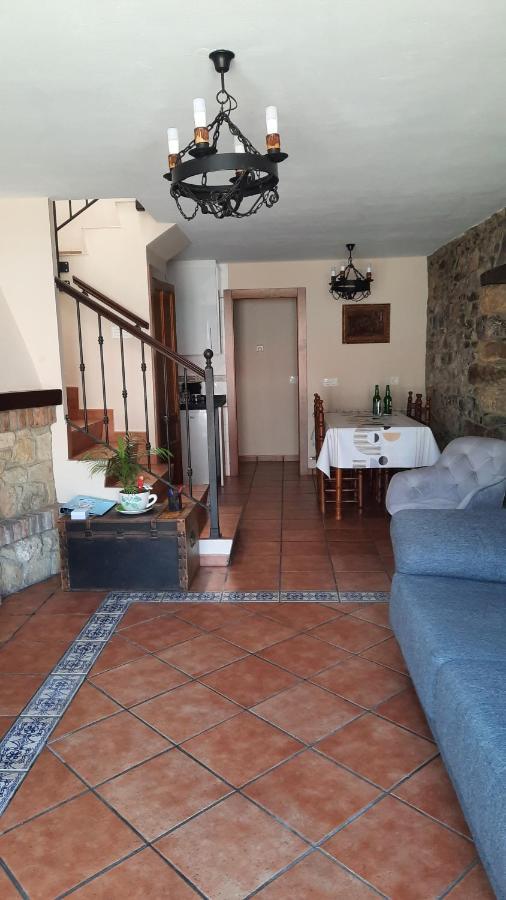 فيلا Casa Rural La Casina Sariego المظهر الخارجي الصورة